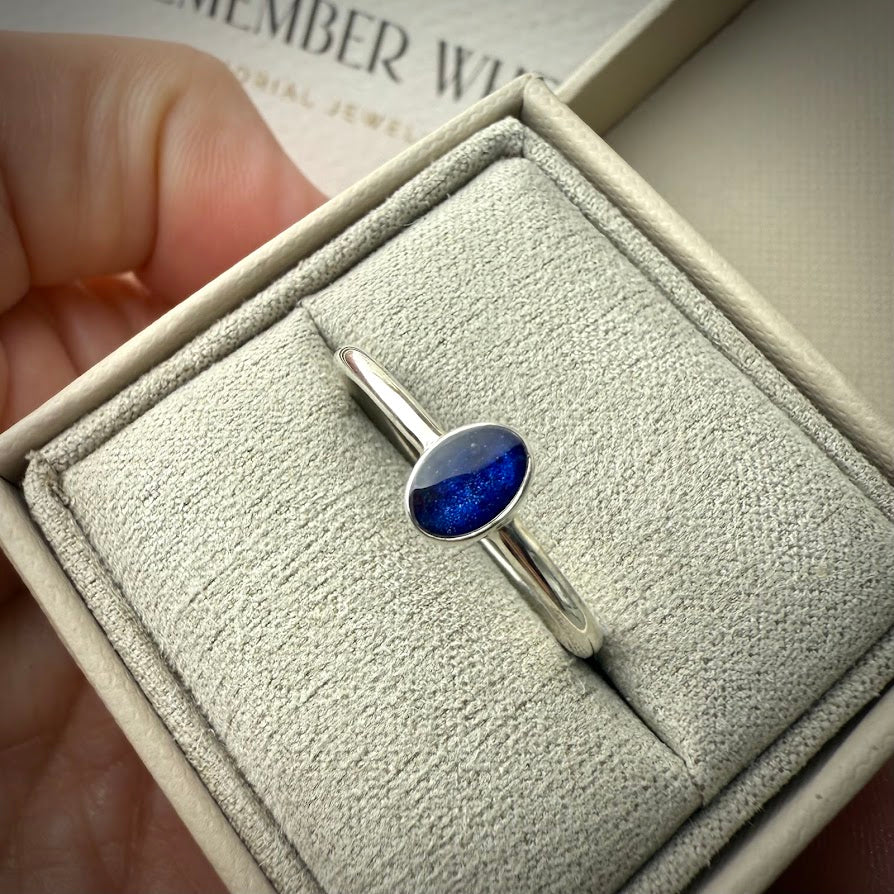 Sterling Silver Petite Oval Memorial Ring