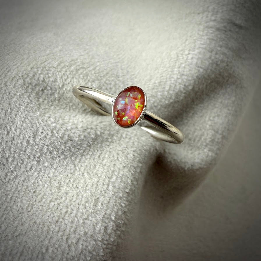 Sterling Silver Petite Oval Memorial Ring